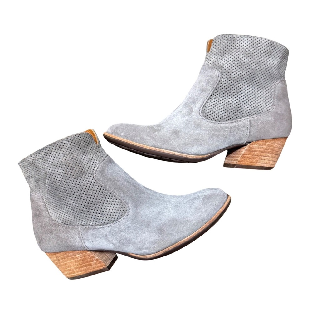 Kork Ease Sherrill Ankle Boots Gray Suede‎ Perforated Block Heel Zip Size 7